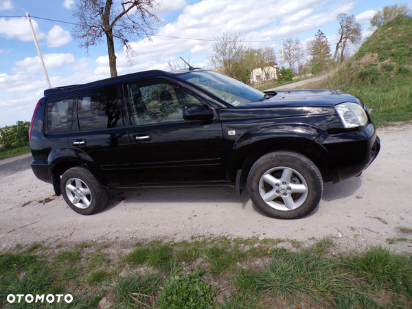 Nissan X-Trail - 4