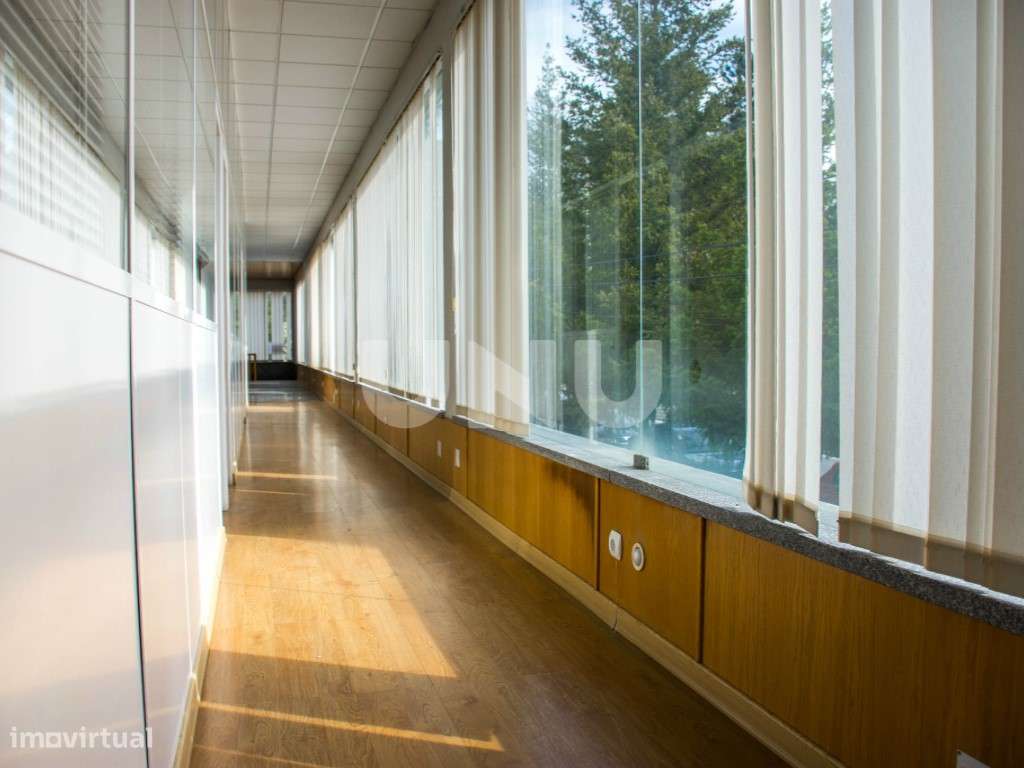 Escritório de 170,50 m² no Parque Industrial do Canhoso - Covilhã - Grande imagem: 4/12
