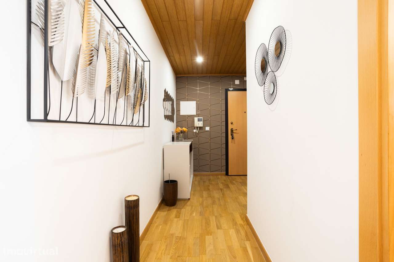 Descubra o Lar Perfeito: Apartamento T3 com Piscina e Jardim em Condom-27