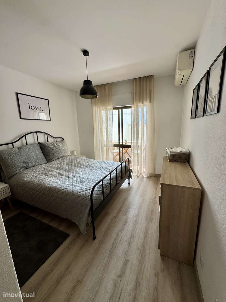 Vende-se o prédio no centro da Luz perto do mar. - Grande imagem: 4/6