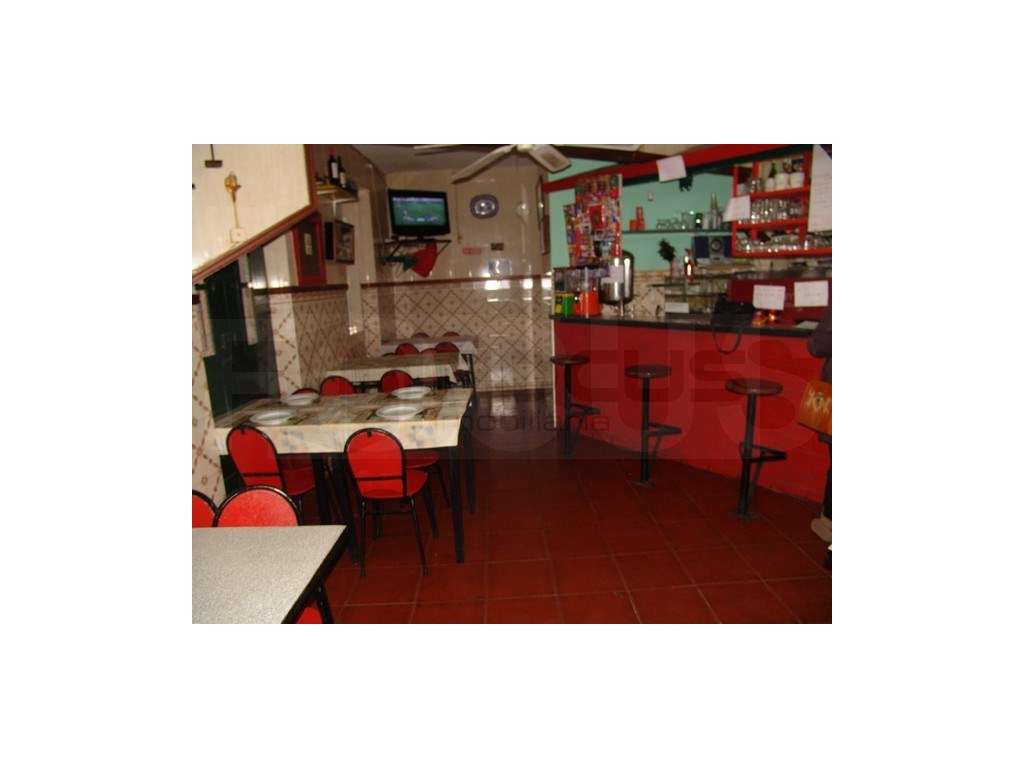 Snack-bar para trespasse Praça do Peixe - Grande imagem: 2/8