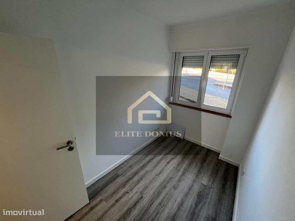 T2 com terraço, totalmente remodelado, Alfornelos!-19