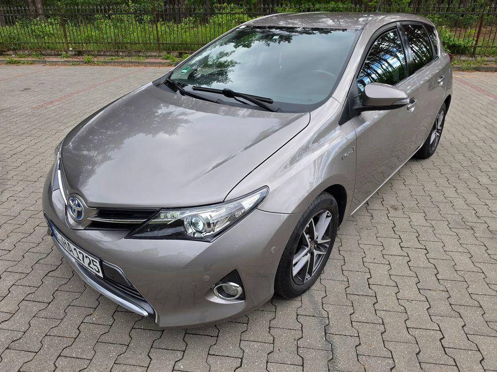 Toyota Auris II 2015