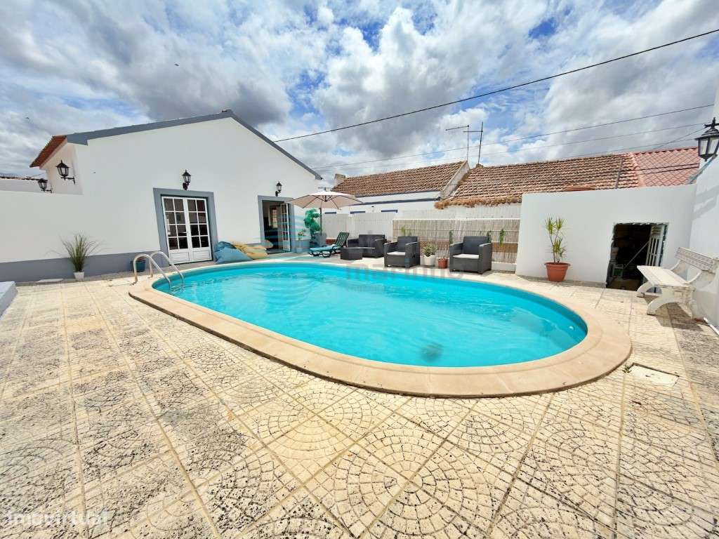 Moradia com piscina na Zona de Torres Vedras 5 minutos Auto estrada A8-27