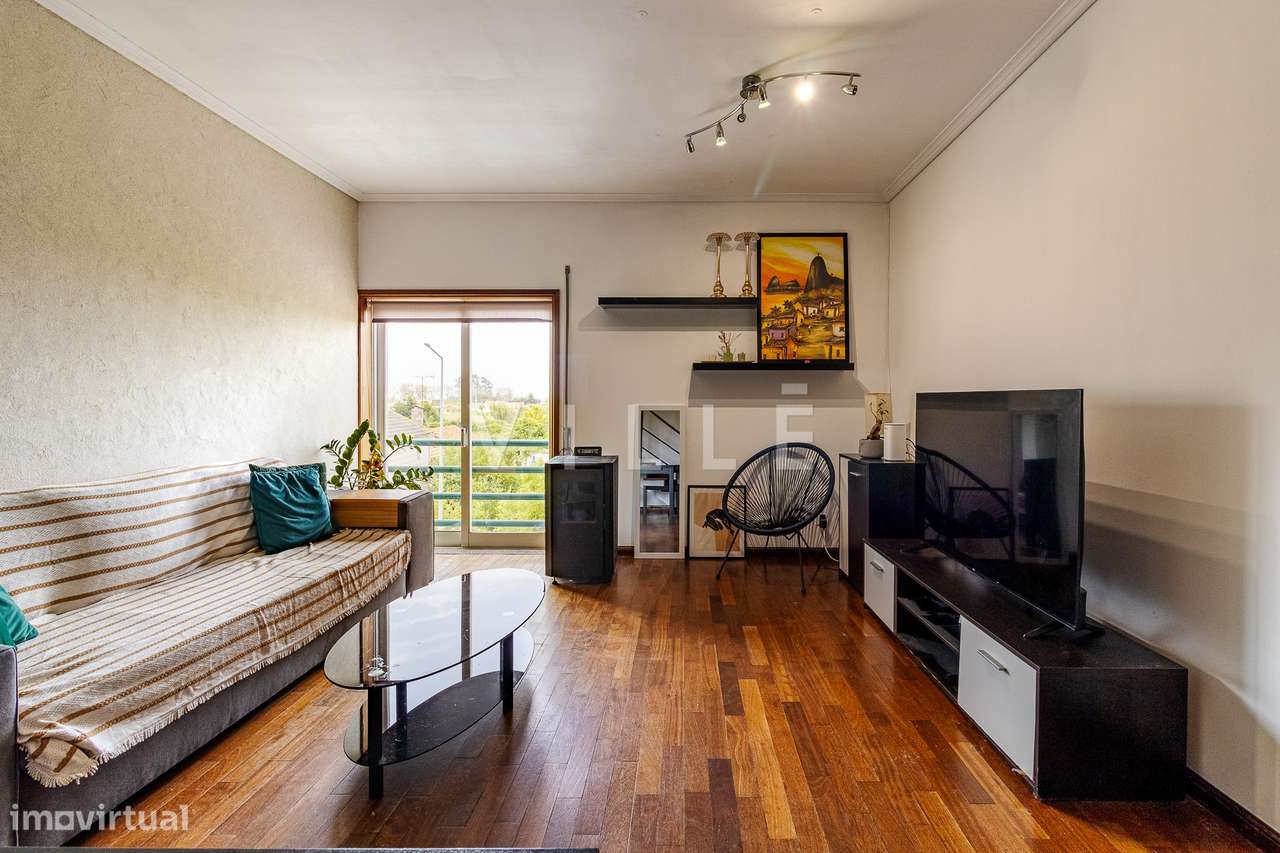 APT T2 Duplex em São Bernardo-6