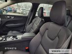 Volvo XC 60 - 22