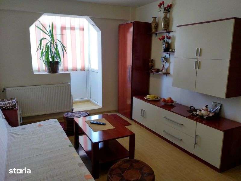 Proprietar inchiriez Apt. 2 camere decomandat Berceni - Imagine principală: 5/8