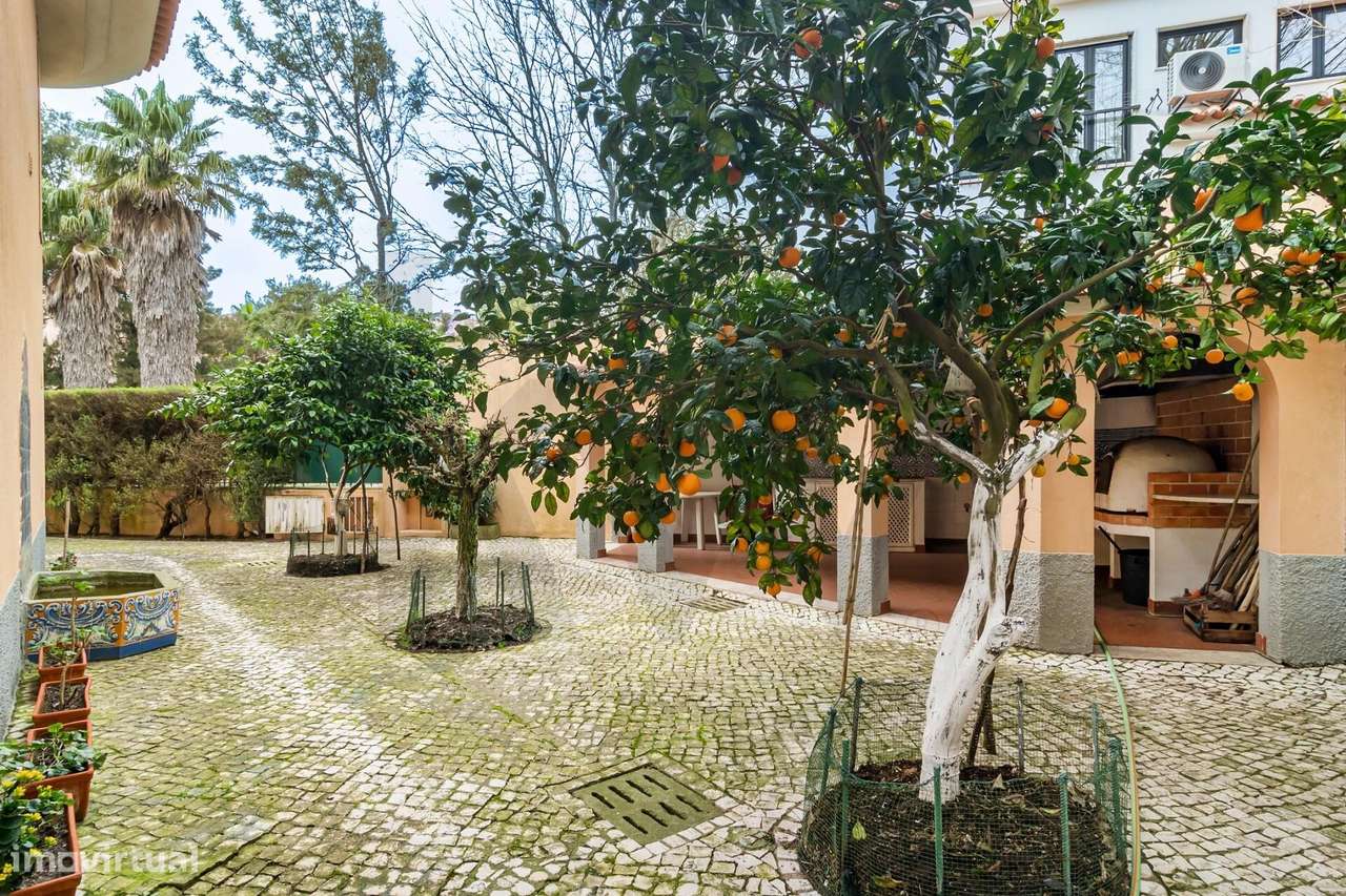 Moradia T5 com piscina aquecida em Mem Martins. - Grande imagem: 4/32