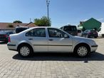 Volkswagen Bora 1.9 TDI Trendline - 13