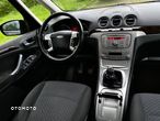 Ford Galaxy 2.0 TDCi Ghia - 16