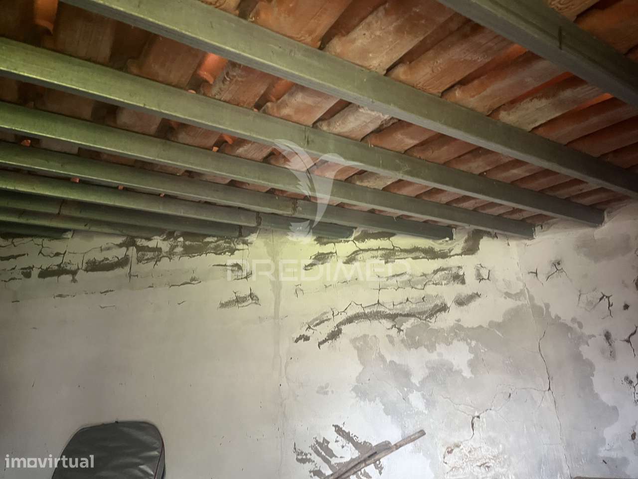 Moradia T2+1 com amplo quintal e poço em Alfundão.-17