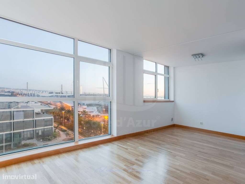 T2 Duplex com Vista Rio - Parque das Nações - Grande imagem: 3/16