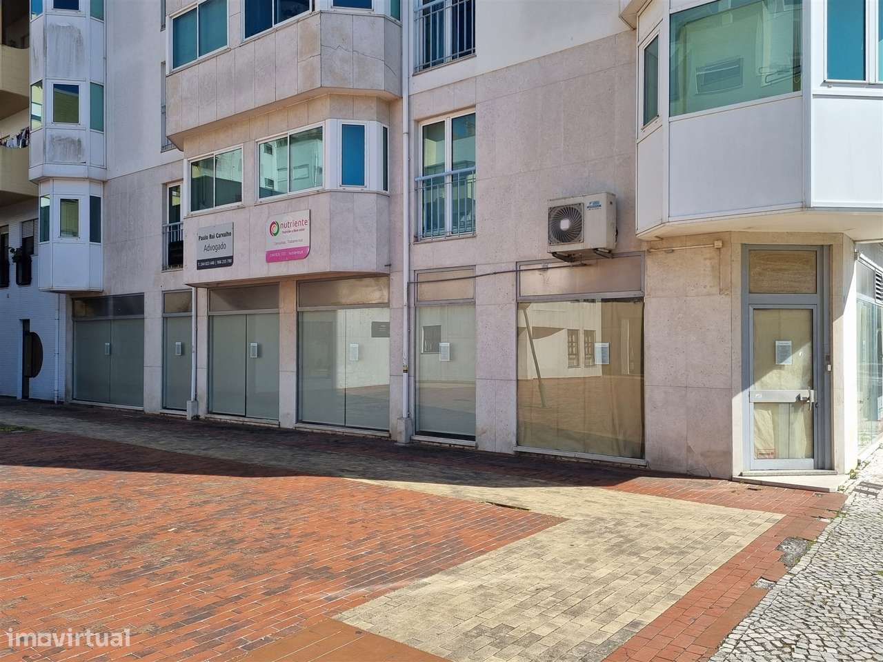 Arrenda-se Loja em Leiria com localização privilegiada! - Grande imagem: 4/20