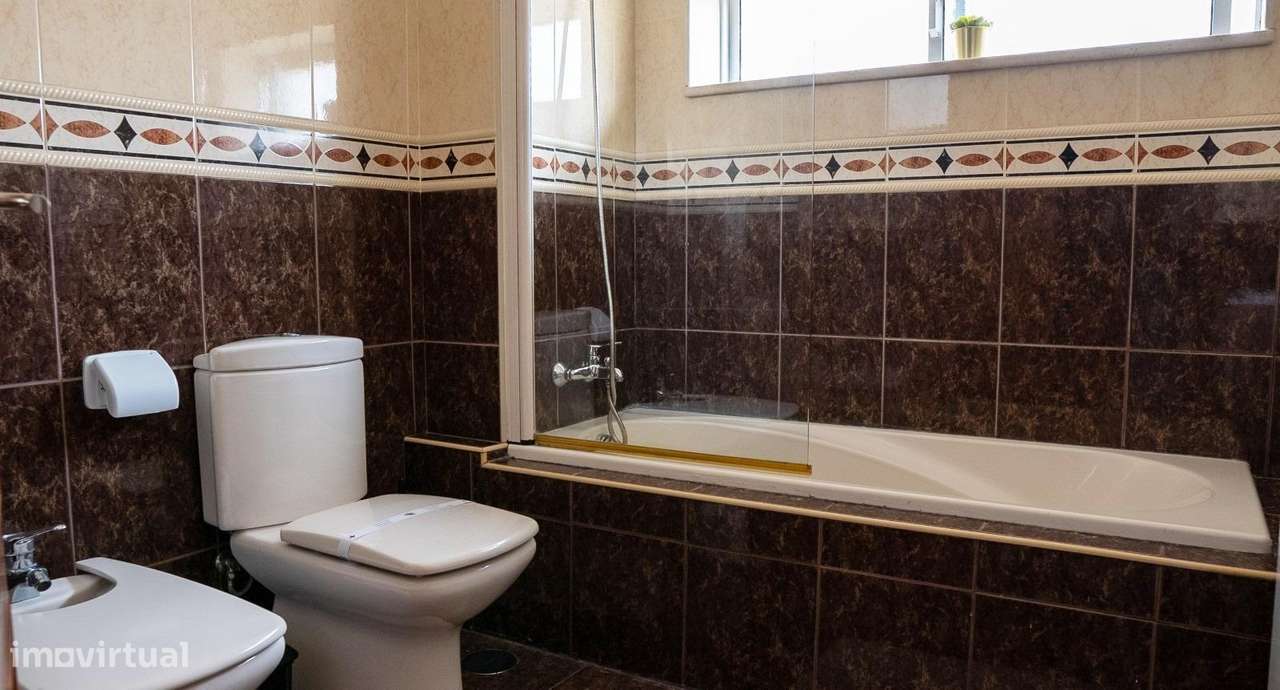 Apartamento T3 (Av. Santos Graça)-12