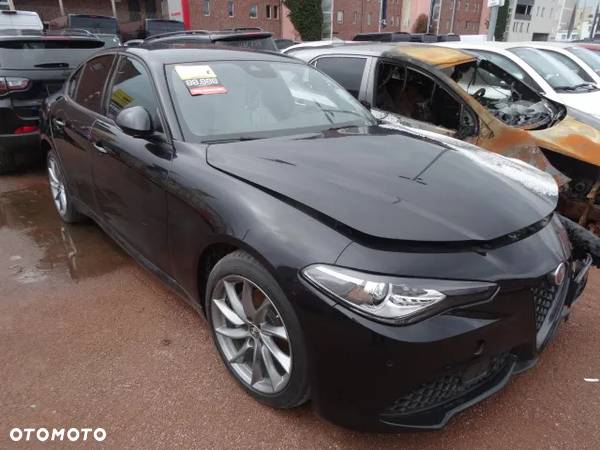 Alfa Romeo Giulia 2.0 Turbo 16V AT8 Sprint - 2