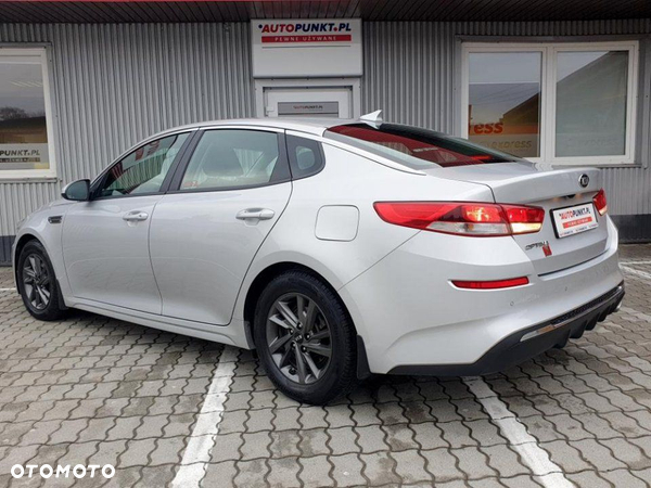 Kia Optima - 3