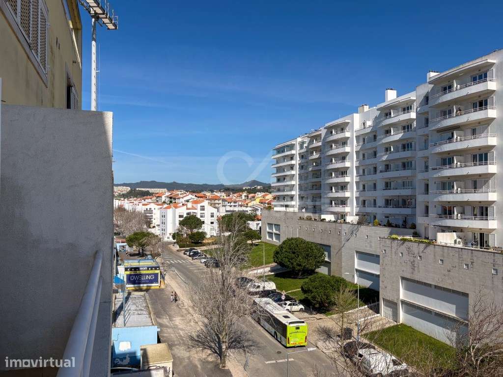 Apartamento T3 duplex - Estoril-18