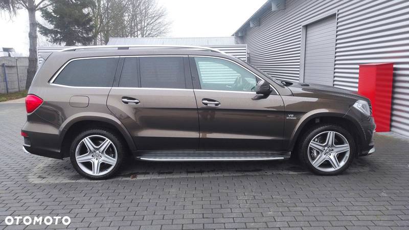 Mercedes-Benz GL 63 AMG - 8