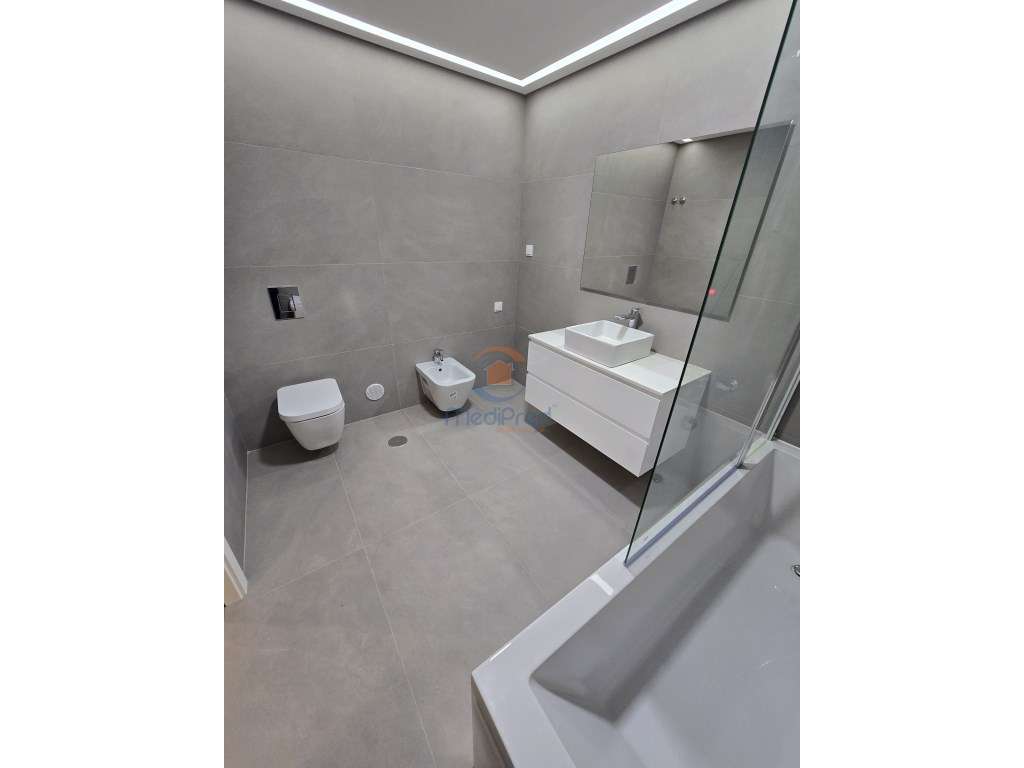 Apartamentos T4 c/ 2 Suítes, Varandas e 2 Parqueamentos | Alverca d...-14