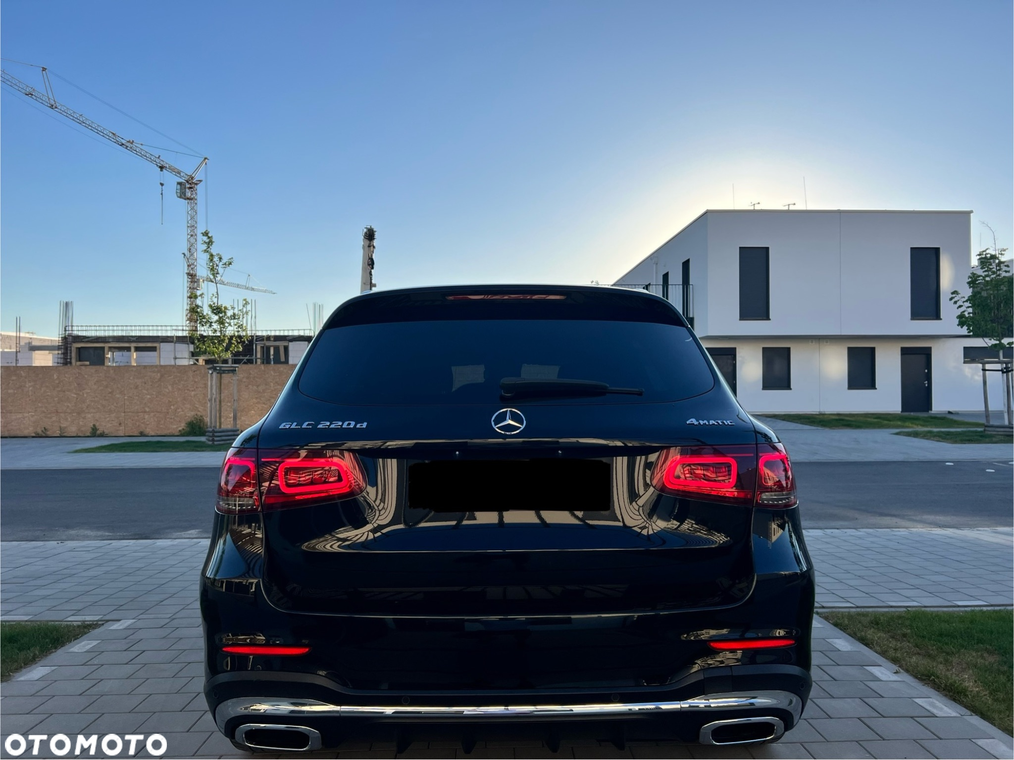 Mercedes-Benz GLC 220 d 4Matic 9G-TRONIC AMG Line Plus - 6