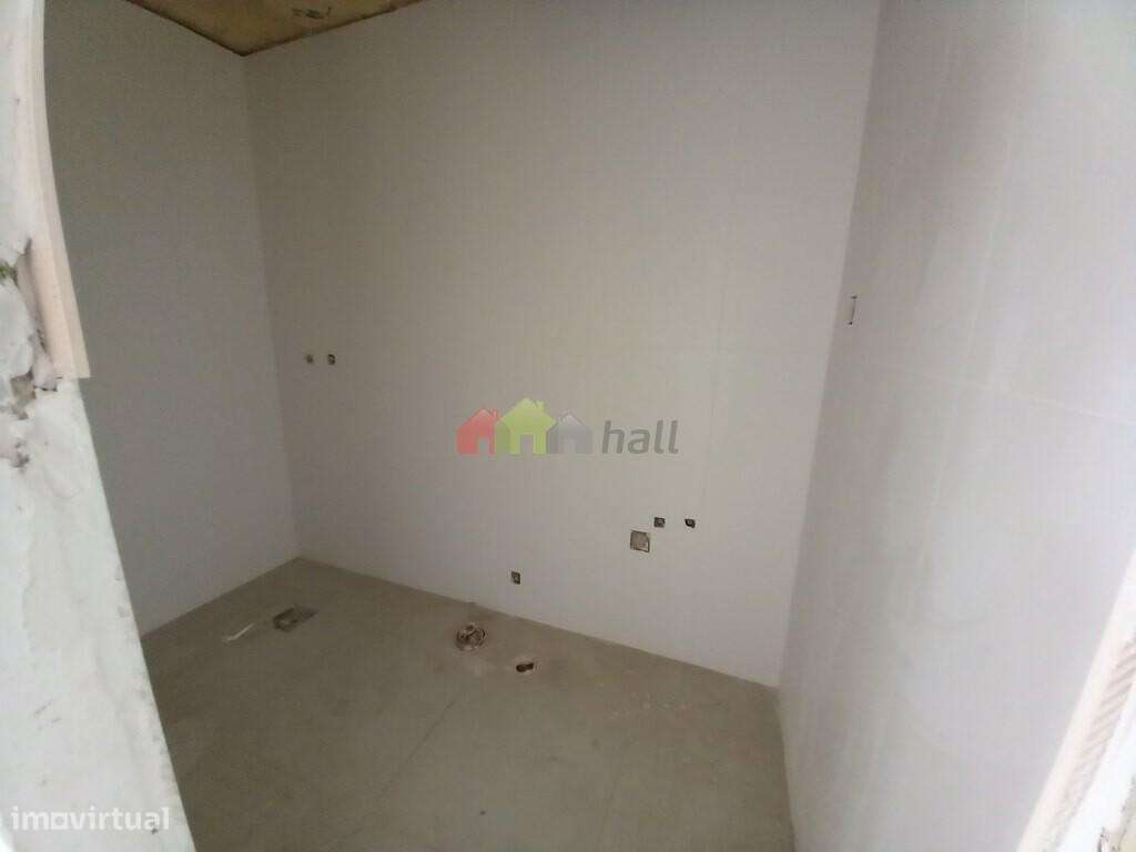 Apartamento T4 no r/c no Afonsoeiro - Montijo-8