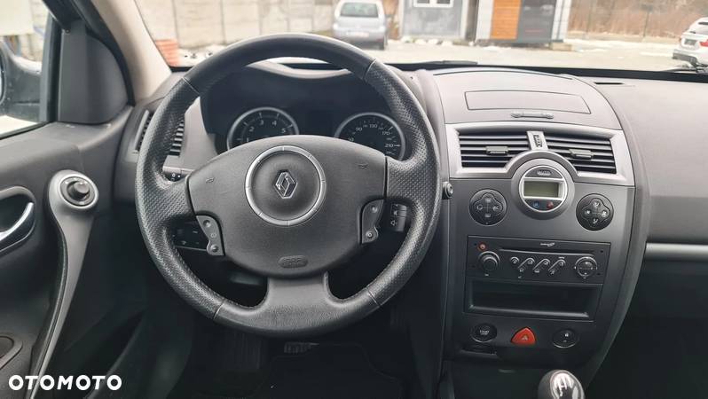 Renault Megane 1.9 dCi Exception - 28