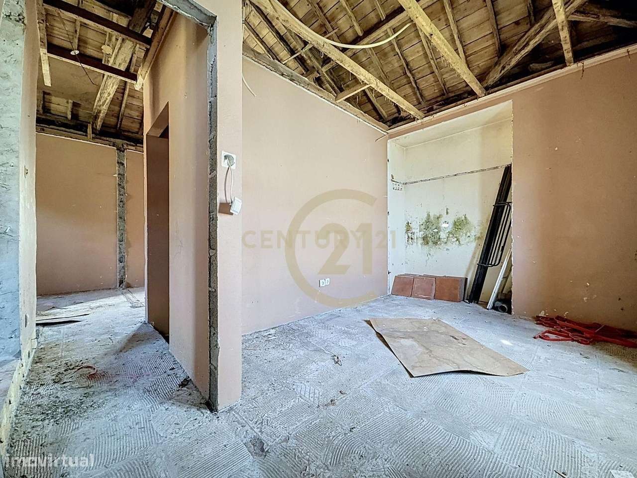 Moradia Usada em Serreta, Angra do Heroísmo - 110.000€-11
