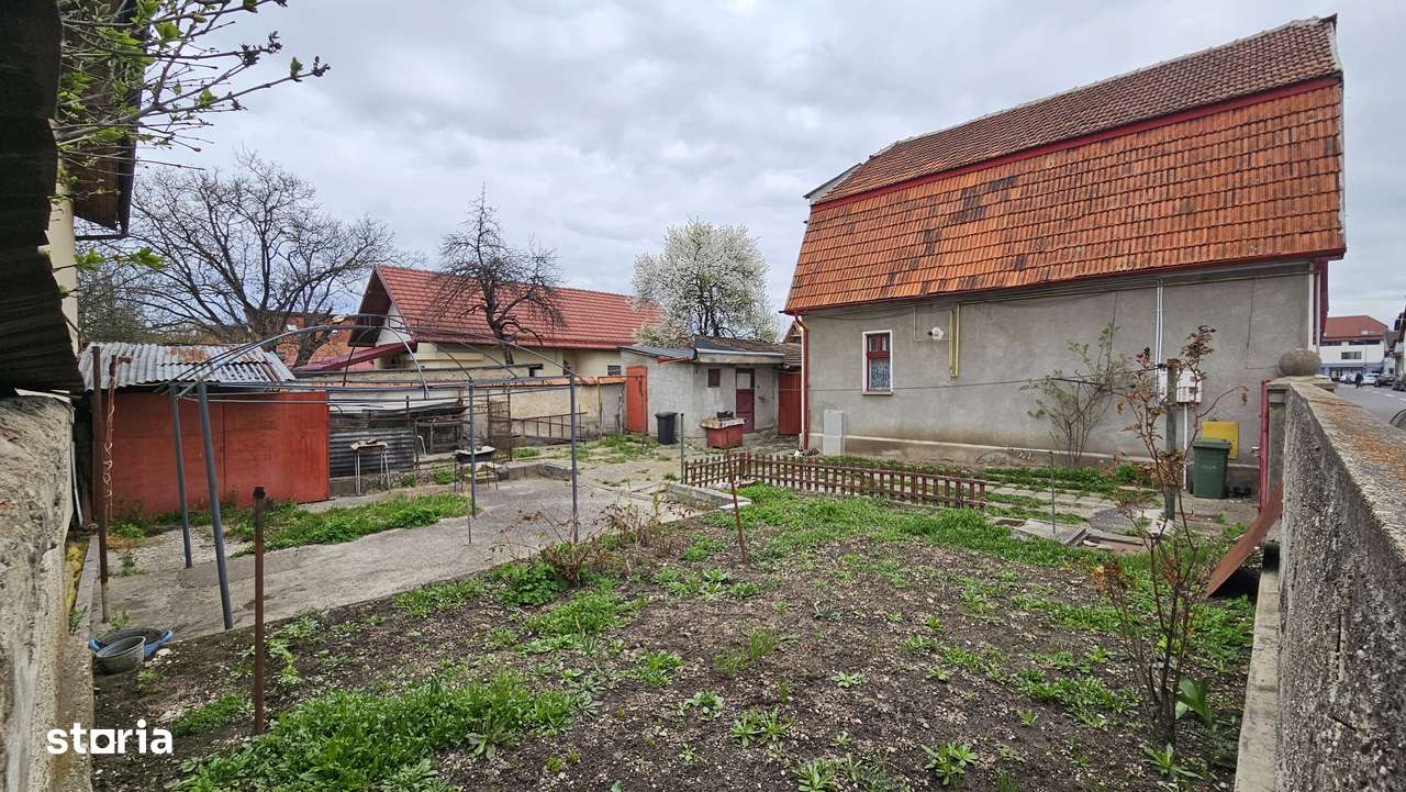 Casa zona Grivitei,singur in curte,ideala investitie,265000 Euro.-2