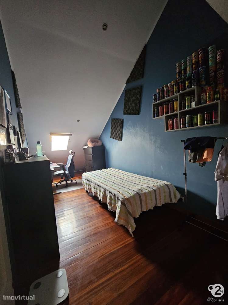 Prédio em propriedade total na Rua Costa Cabral - Porto-9