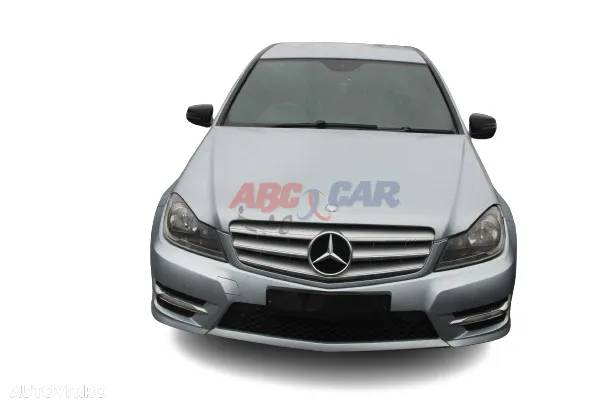 Dezmembrez Mercedes C-Class W204 2.2 CDI 7G-TRONIC C250 facelift sedan 2011-2015 (far/parbriz/grila/radiator/aripa/bara/trager/jante/macara/turbina/filtru particule/injector/motor) - 2