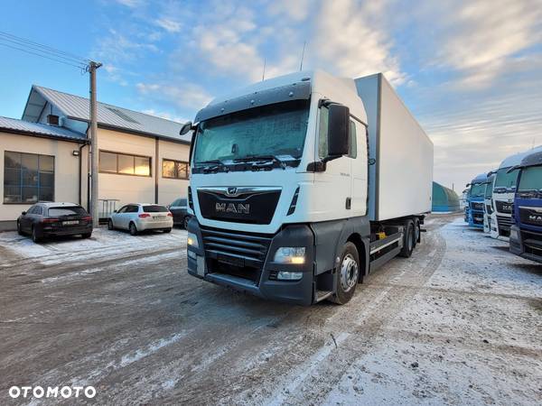 MAN TGX 26 460 Izoterma chłodnia bez agregatu - 1