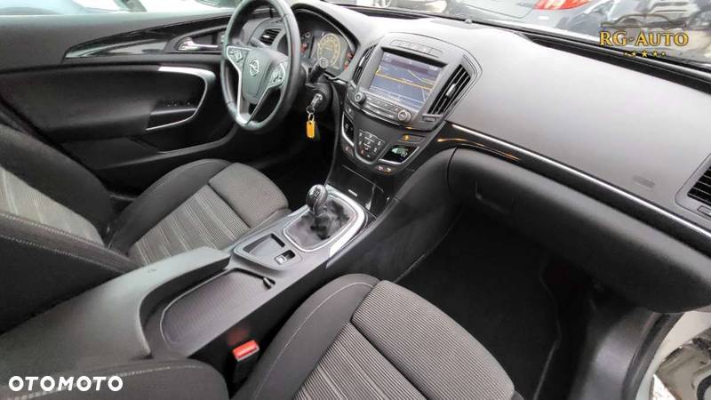 Opel Insignia - 37