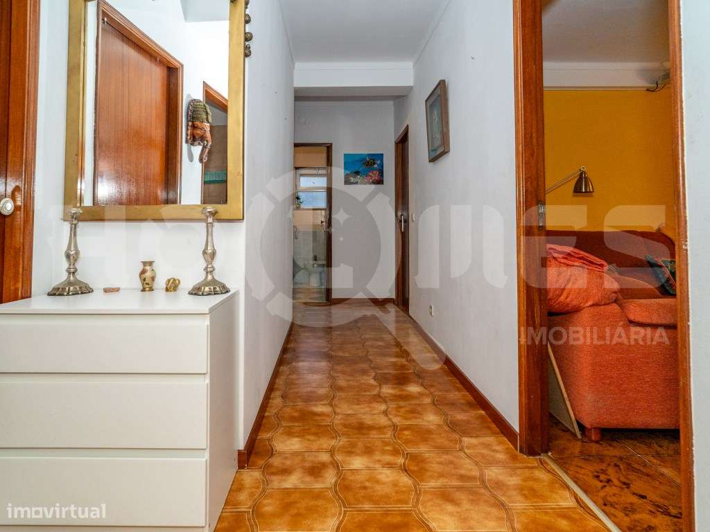 Apartamento T3 | Garagem | Arrumos | Centro Histórico-22