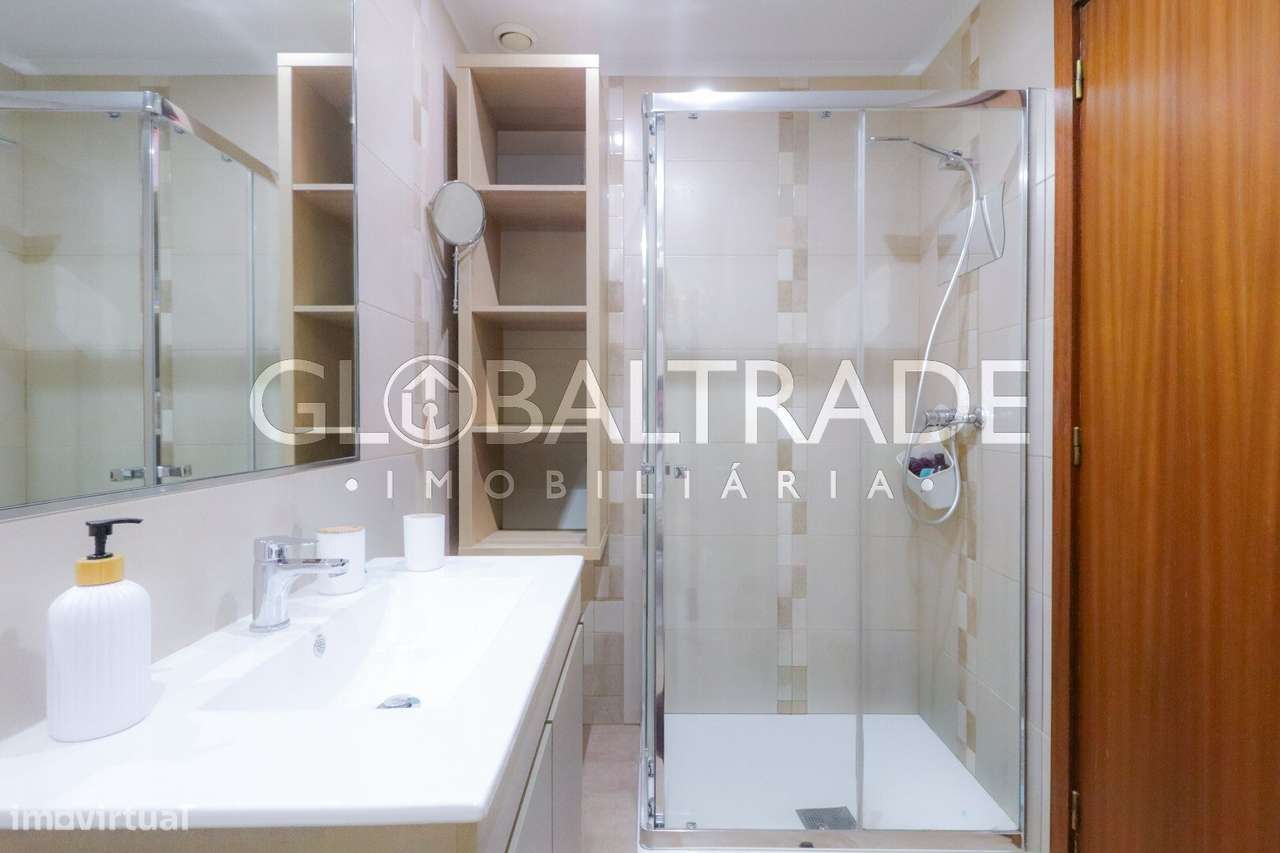 Apartamento T2 Renovado em Rio Tinto-47