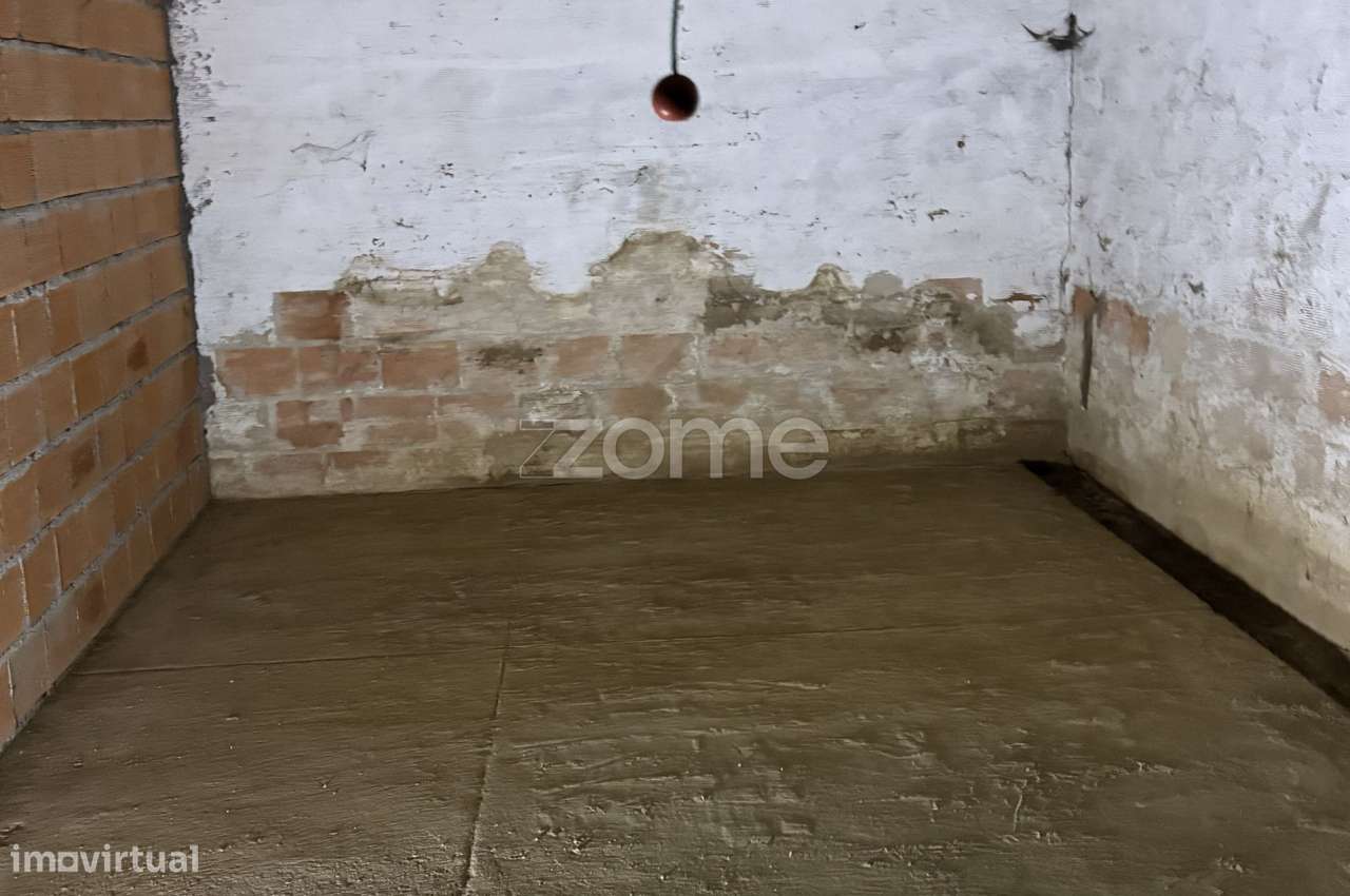 Garagem para venda no centro de Arco de Baúlhe, Cabeceiras de Basto. - Grande imagem: 5/10