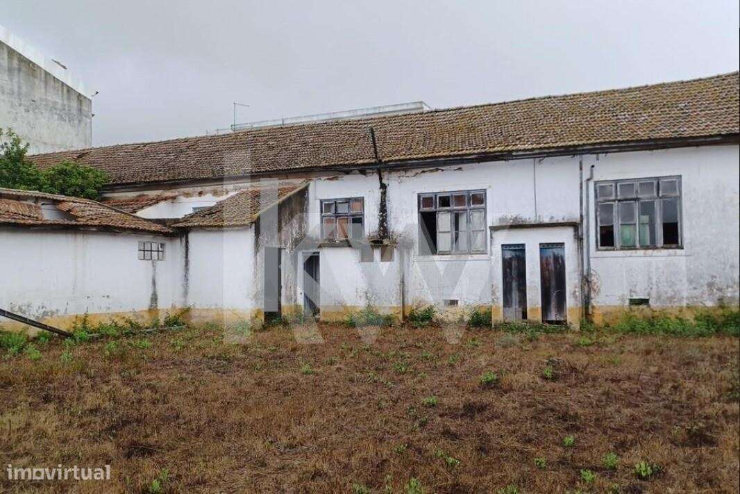 Prédio Histórico no Cartaxo – Oportunidade de Investimento - Grande imagem: 5/15