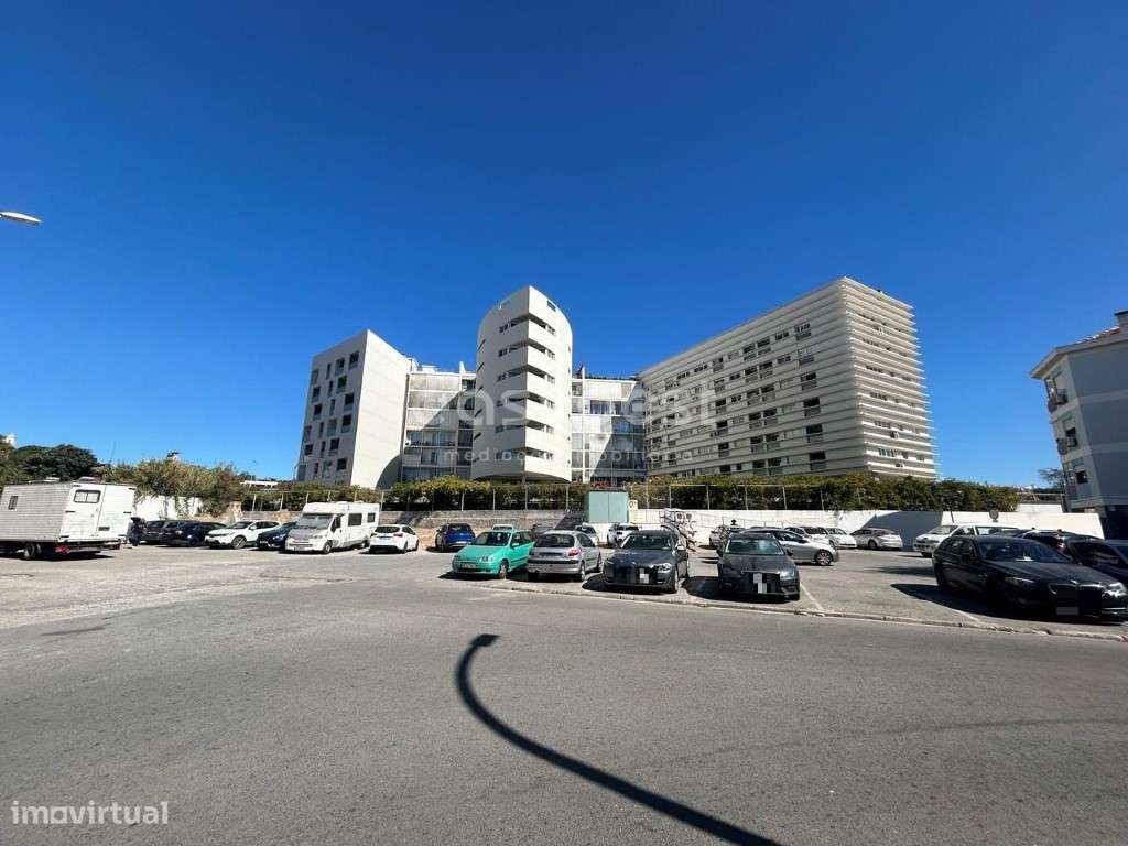 Apartamento de tipologia T2 em condominio privado Setubal - Grande imagem: 2/22
