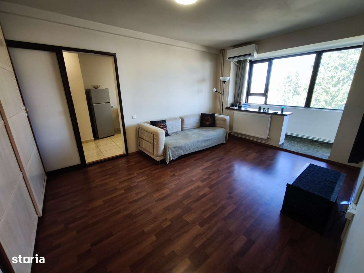 ULTRACENTRAL apartament cu 2 camere vedere frontala mare 61 mp - Imagine principală: 3/19