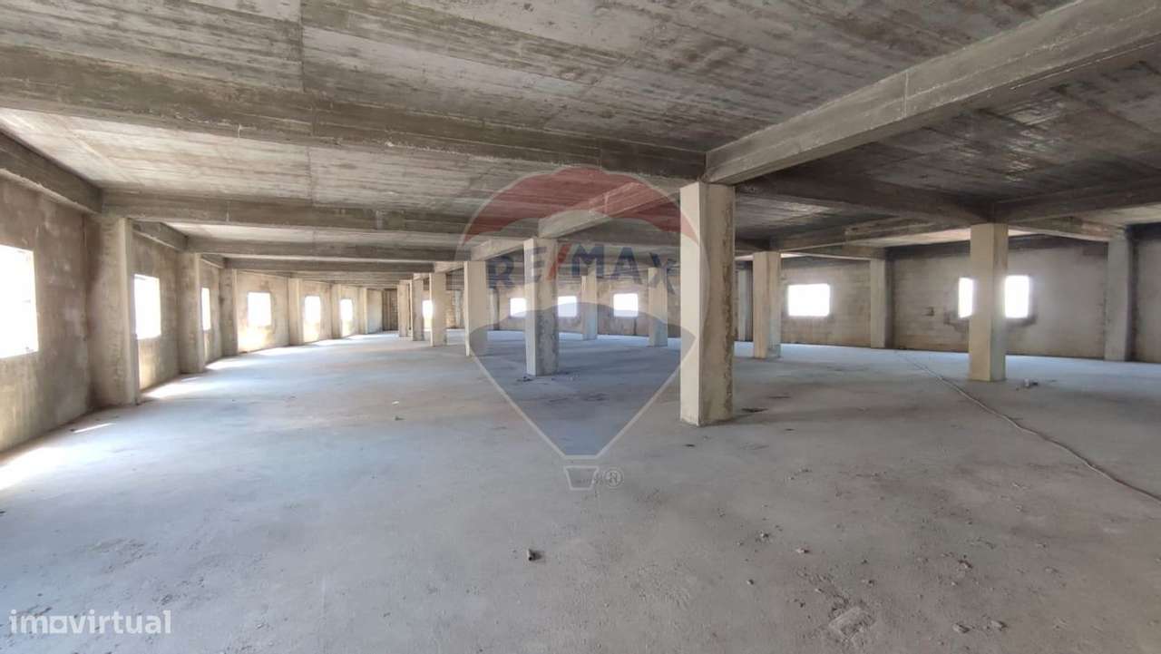 Armazém  para arrendamento - Grande imagem: 5/12