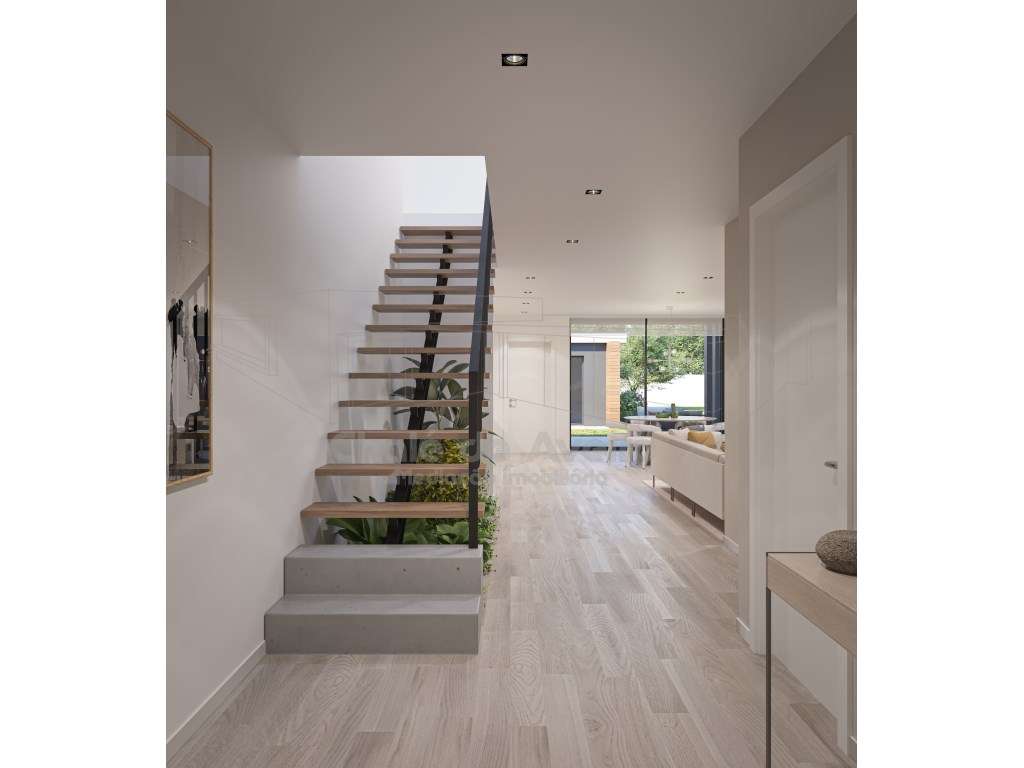 Moradia Geminada T3 com Anexos e Jardim -Aradas-7