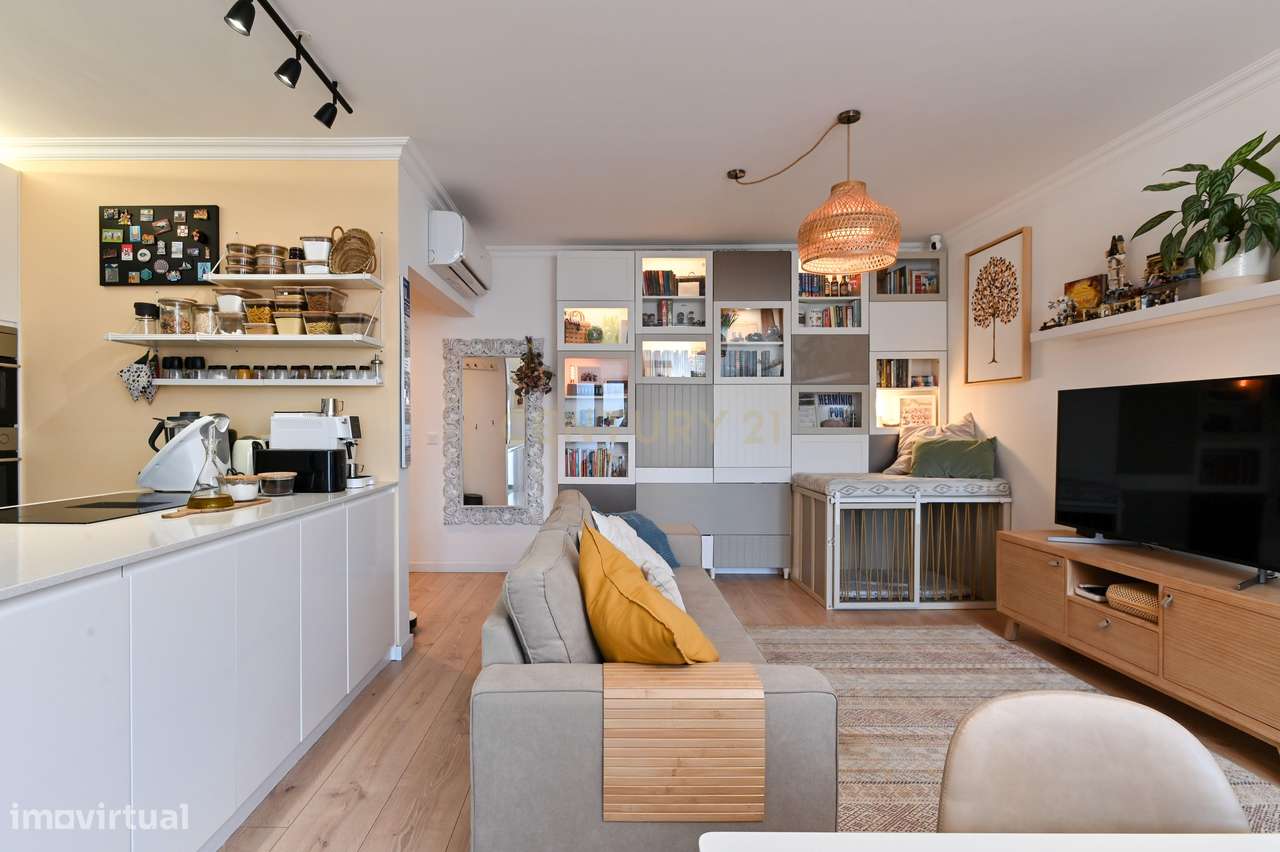 Apartamento T2 em Benfica, com parqueamento e arrecadação - Grande imagem: 5/26