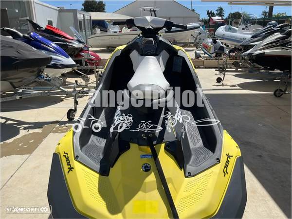 Sea-Doo Spark 900 HO ACE 2 UP IBR - 4