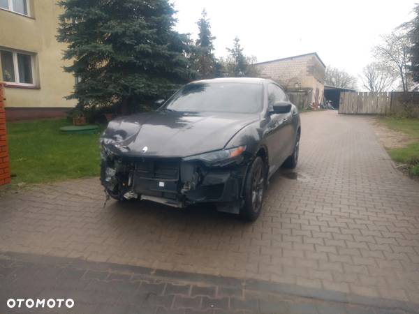 Maserati Levante Granlusso - 2