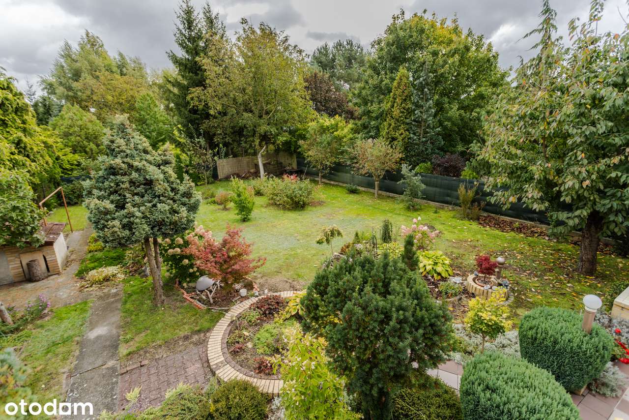 Piękny dom z uroczym ogrodem w Szczepankowie-16