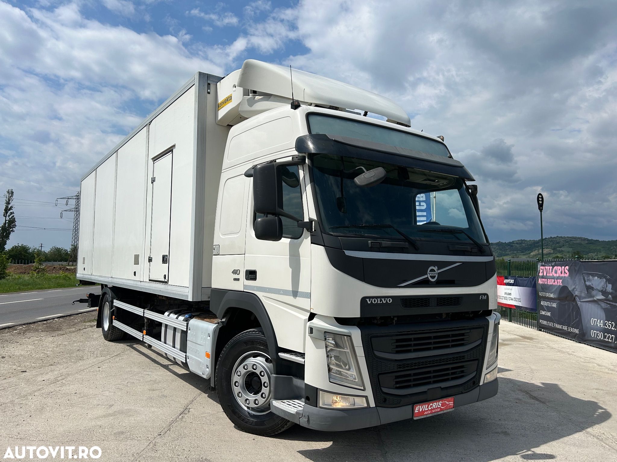 Volvo FM 410 FRIGORIFIC LIFT SPATE - 1