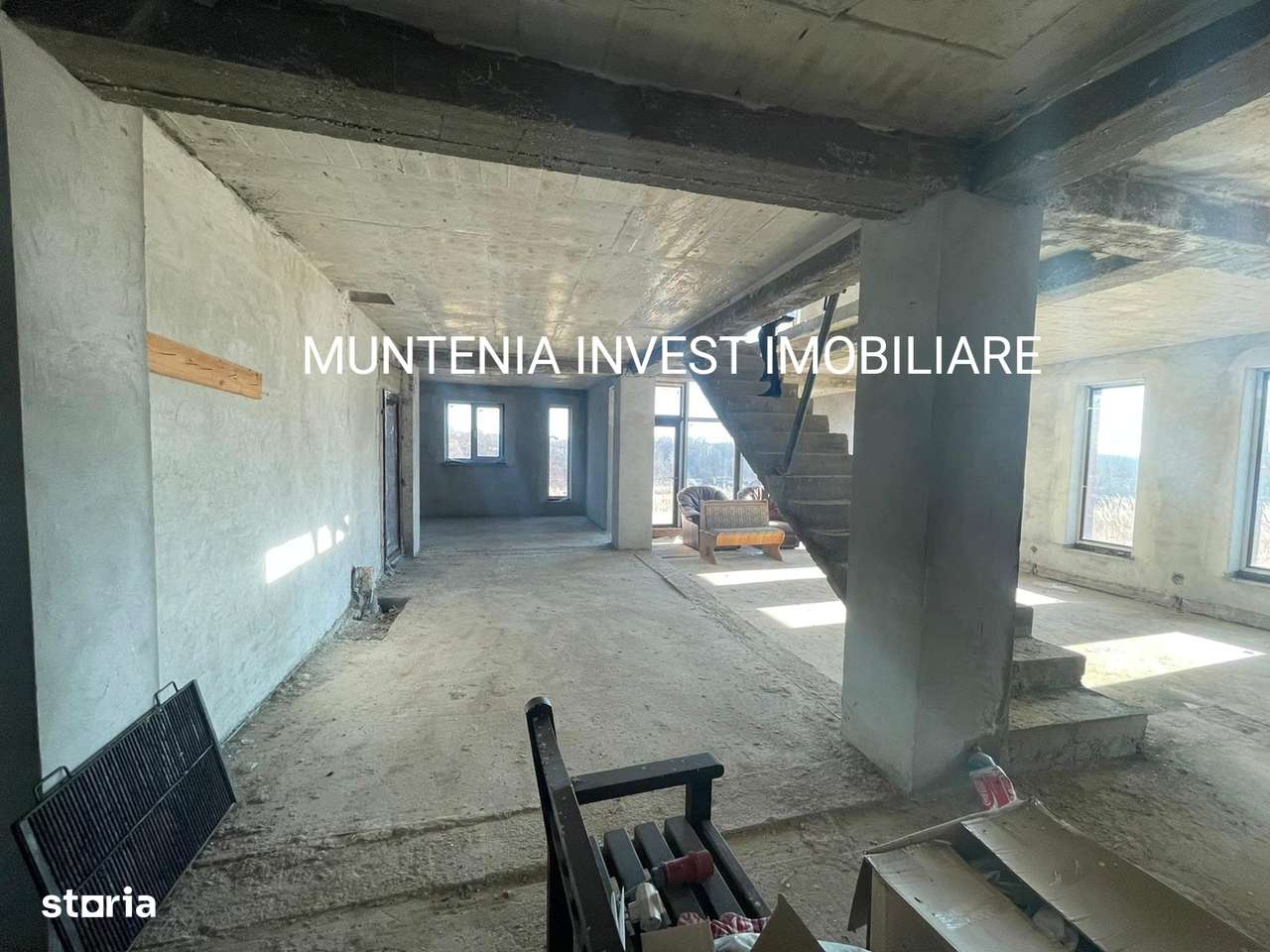 Casă Parter+etaj+ teren 800mp, Smeura - Imagine principală: 5/16