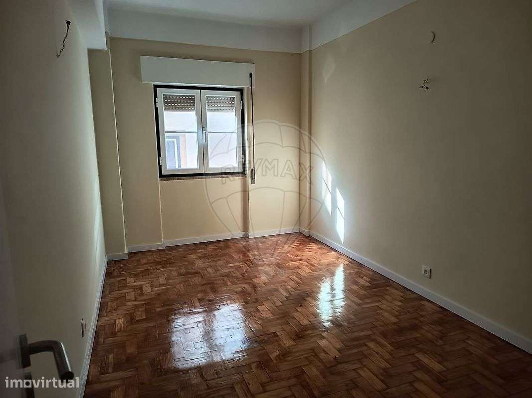 Apartamento T2 para arrendamento - Grande imagem: 4/11