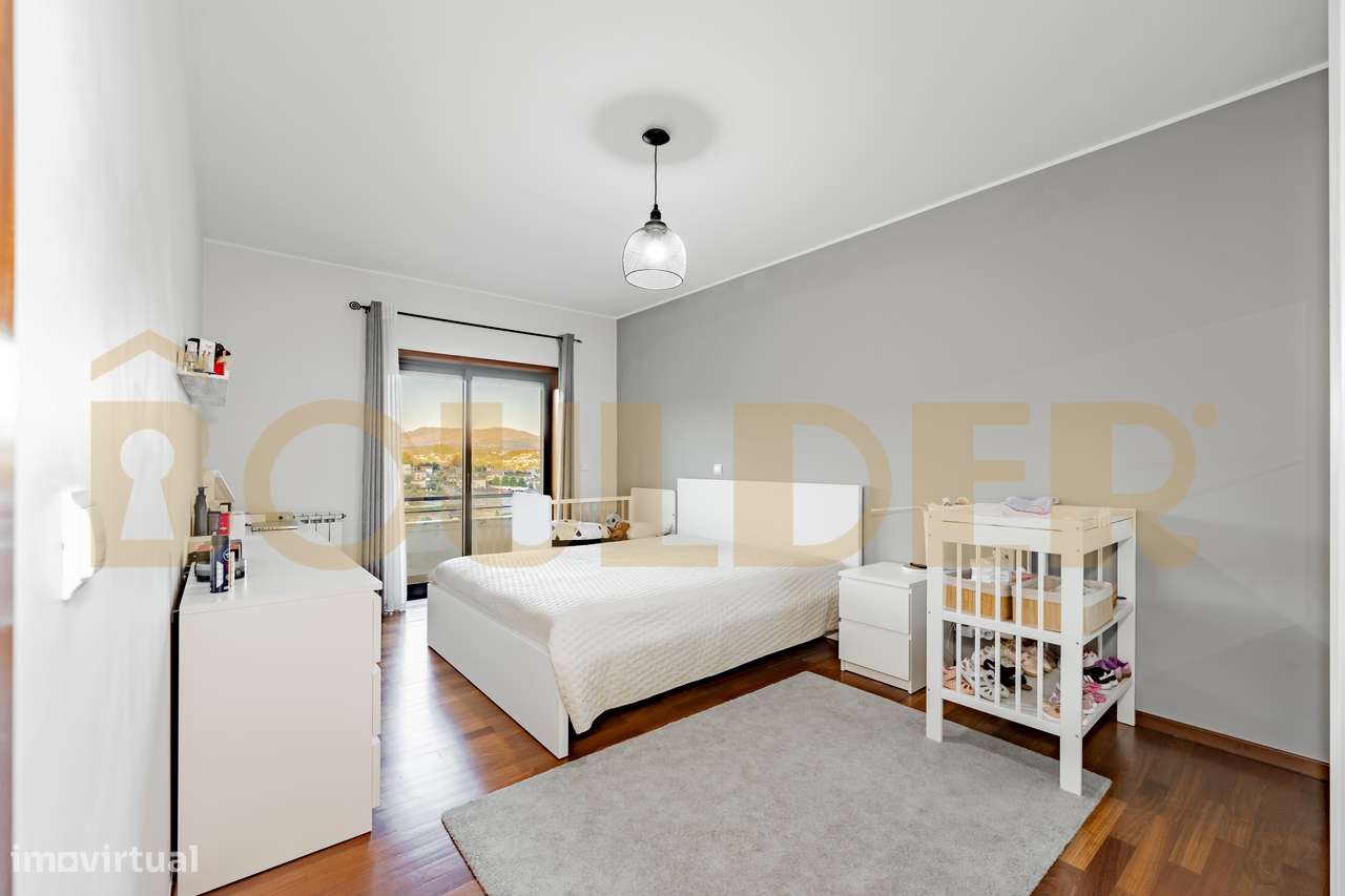 Apartamento T2 em Póvoa de Lanhoso-3