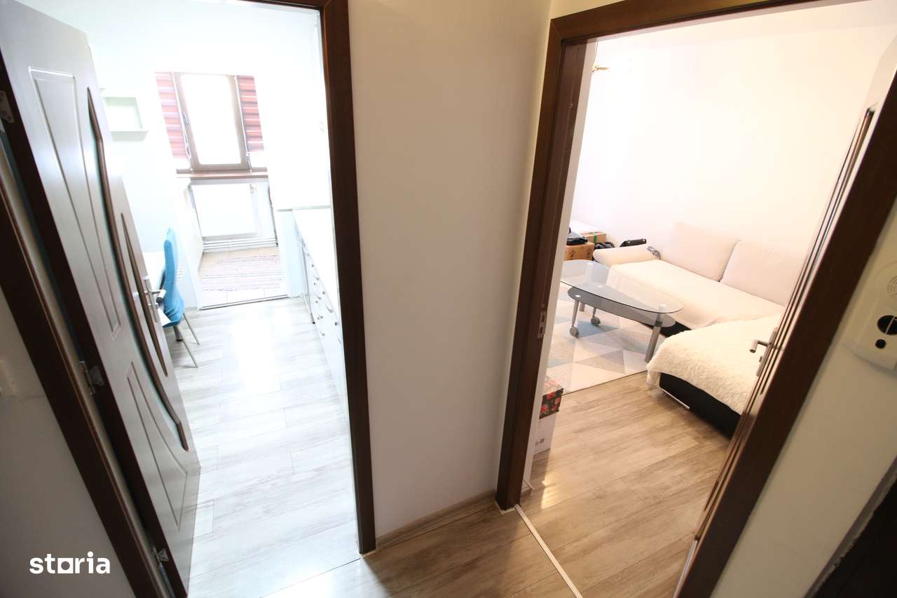 Ap. 3dec. Micro 17, etaj 3, renovat, mobilat si utilat - Imagine principală: 4/15