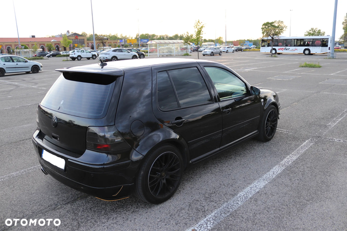 Volkswagen Golf IV 1.8 20V Turbo GTI - 9